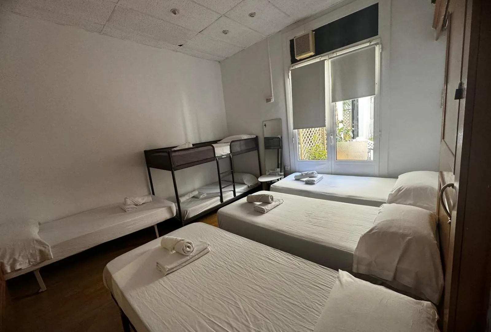 Catapor Habitaciones Para Familias Barcelona