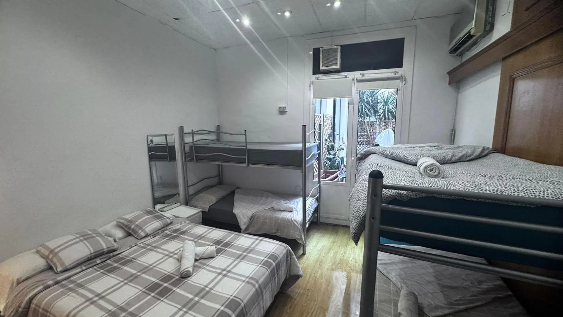 Catapor Habitaciones Para Familias Barcelona Guest house