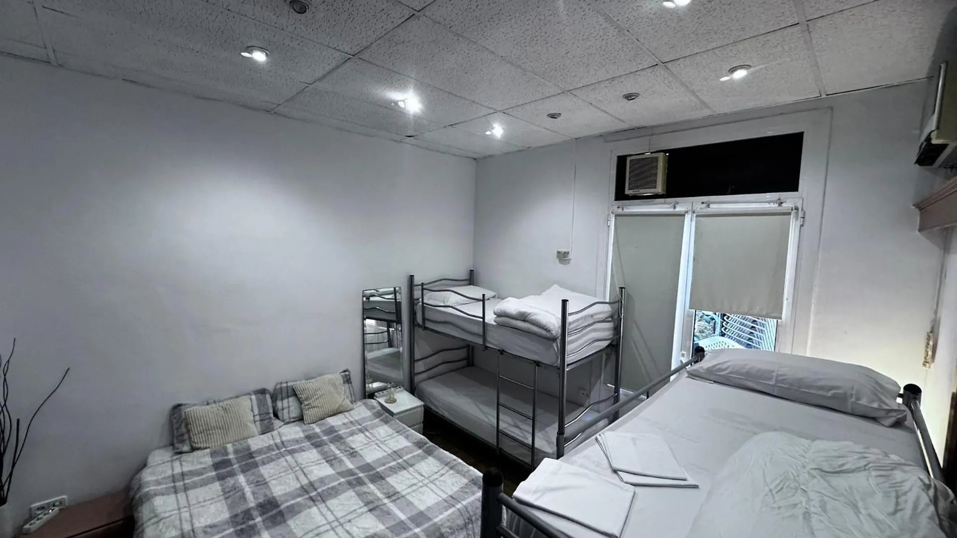 Catapor Habitaciones Para Familias Barcelona